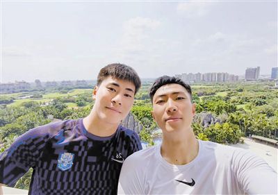 男女强行动态图片视频