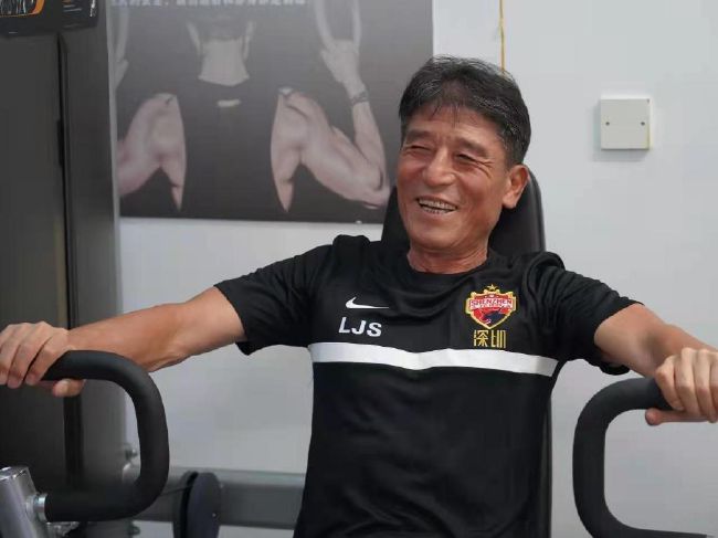 打回老家去，好收拾旧山河的忧国之情在他心灵深处反复激荡。