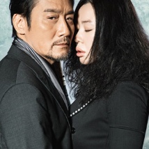 《蜂蜜的针》曝终极预告 袁泉上演除害猎杀法则3453人看过 《阳光女子合唱团》MV上线 A-lin歌唱爱与幸福2103人看过 《天才游戏》曝预告 彭昱畅丁禹兮化身纯恨宿敌2667人看过 《纯真年代的爱情》研讨会 孙千王天辰忆拍摄往3157人看过 新闻首页 电影新闻首页 明星新闻 华语 海外 成龙、梁朝伟、小贝、李栋旭等观战NBA中国赛 日前，25-26赛季NBA季前赛在中国澳门举行，成龙、梁朝伟 、刘嘉玲、任达华、大卫·贝克汉姆、林书豪、李小鹏、李栋旭、刘宪华、杜华、李汶翰等到场观... 《球状闪电》官宣 童瑶、王安宇、杨立新领衔主 9月25日，根据刘慈欣同名小说改编而成的剧集《球状闪电》阵容官宣，由陈思诚监制，戴墨执导，童瑶、王安宇、杨立新领衔主演，周一围、丁勇岱特邀主演，杨玏、... 倪妮、宋威龙外网生图抗打 时装周同场黛米·摩2025-09-24 汤唯、乔贝贝、张婧仪、吴磊等亮相伦敦时装周2025-09-24 演员于朦胧坠楼身亡 杨幂、迪丽热巴等发文悼念2025-09-12 《跛豪》《新上海滩》导演潘文杰逝世 享年69岁2025-09-10 更多 堪比时装周!